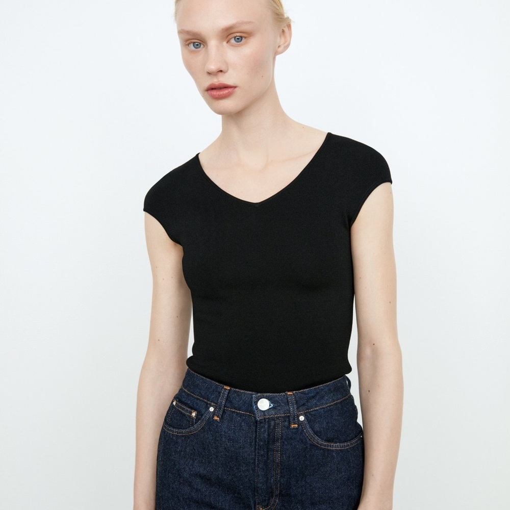 COPY - NWT $275 Totême Cap-Sleeve Knitted T-Shirt size s